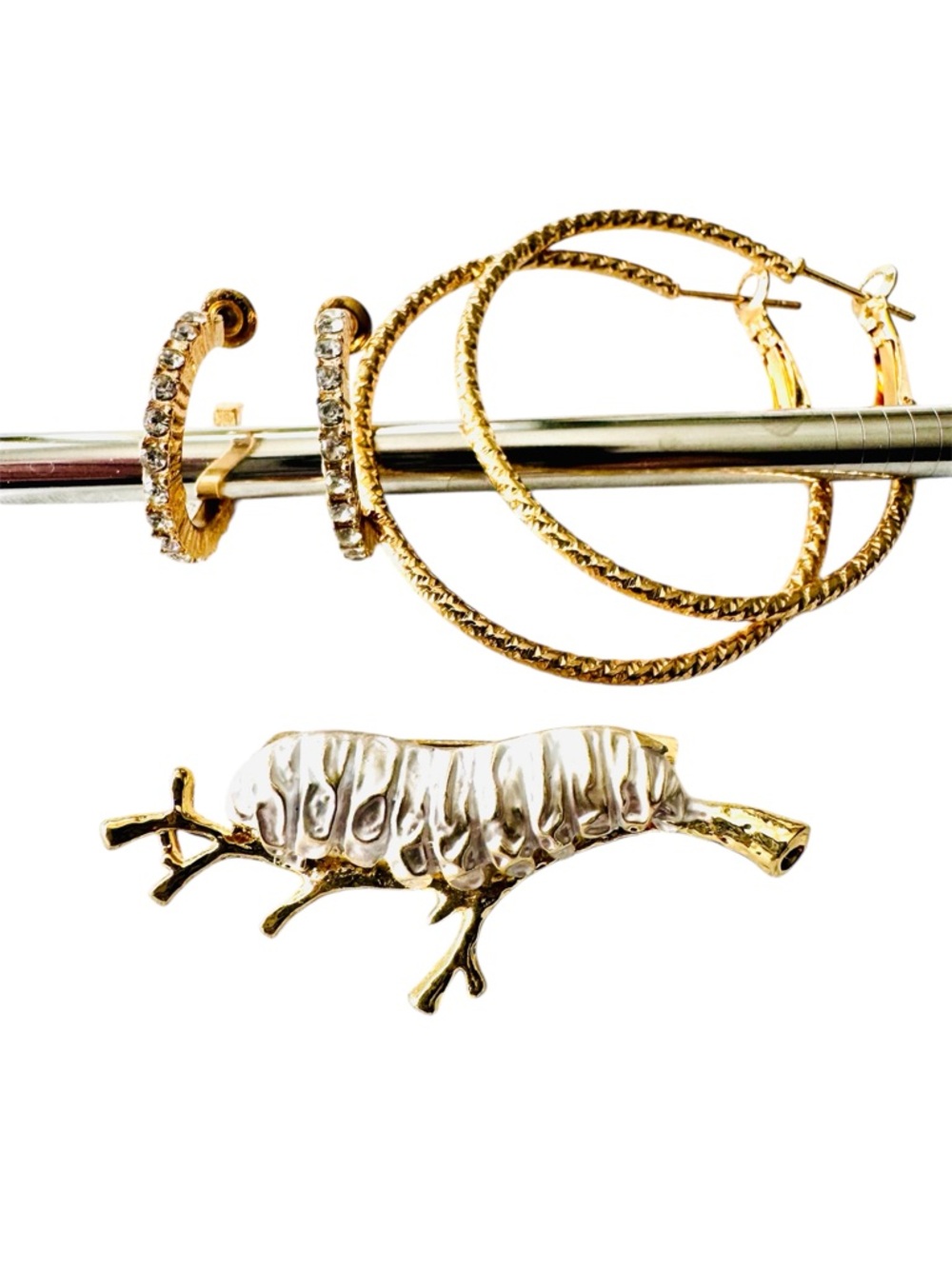 Gold Tone Hoop Earrings and Branch Pin Set - 2 pairs of earrings 1 brooch - Picture 9 of 9